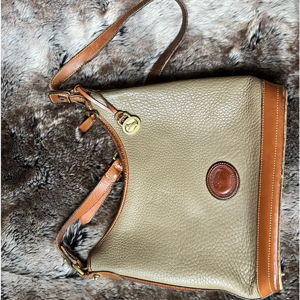 Vintage Dooney and Bourke purse